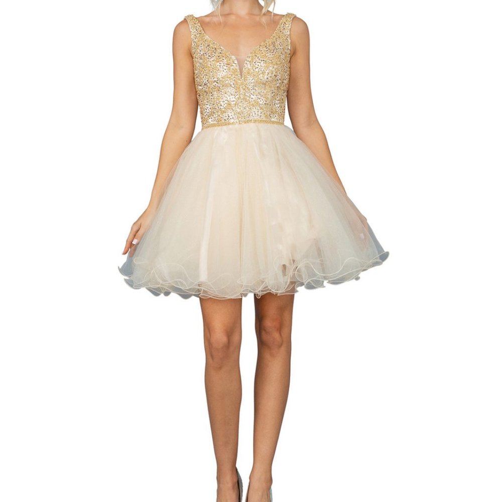 Dancing Queen Sweetheart Glitter Embellished Dress in Gold